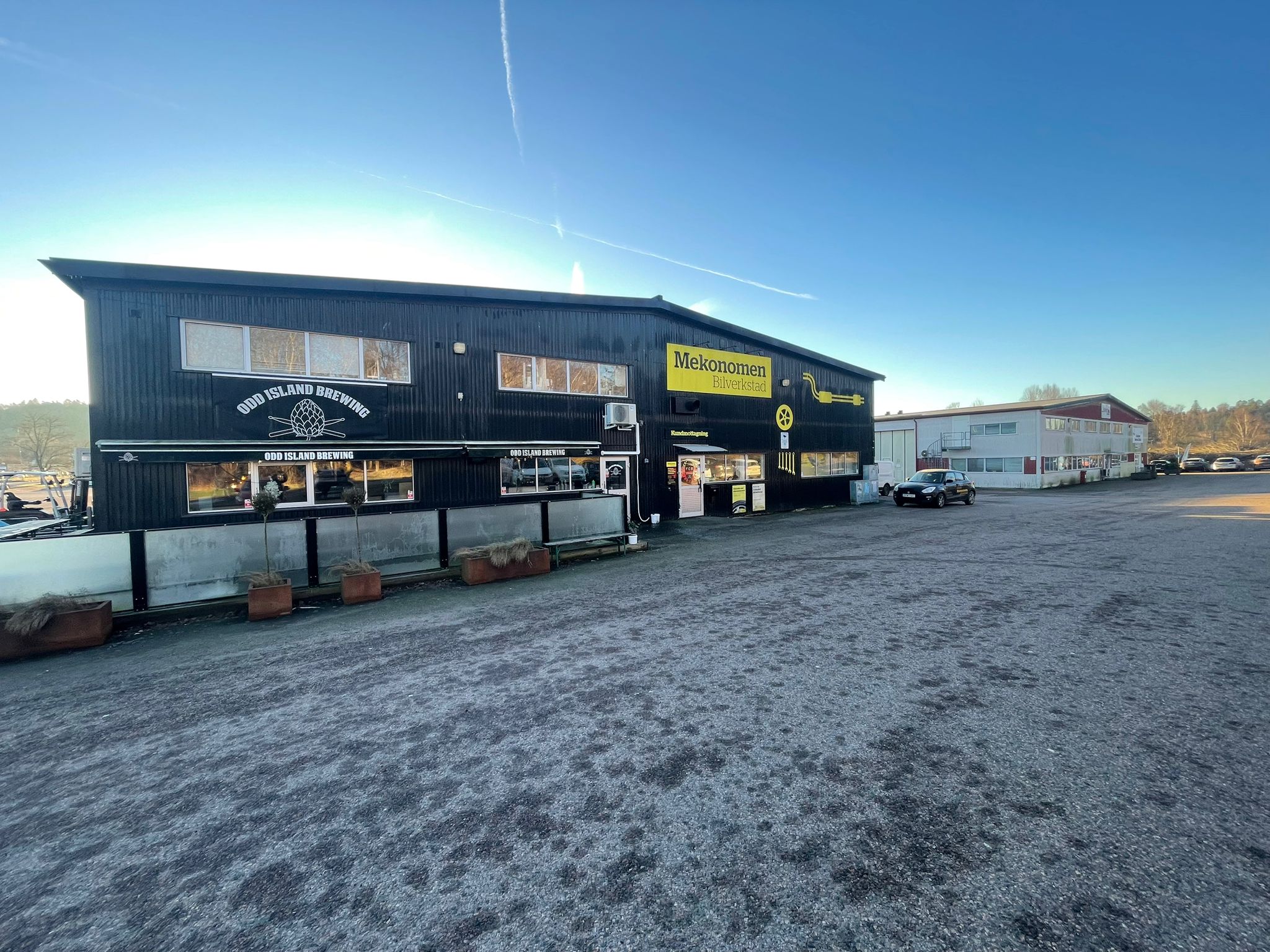Prisförfrågan på vår mekonomen verkstad i Fordonsspecialisten och Mekonomen Bilverkstad Enköping